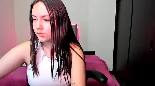 Duqueza4you online show from February 2025 11:44:02 AM