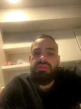 Snapshot of guccititi chatting on October 2025 11:27:01 AM guccititi online show from October 2025 11:27:01 AM