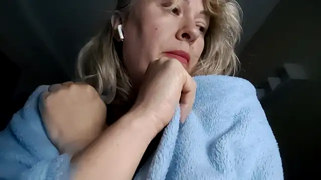 Snapshot of Mary888x chatting on September 2025 07:50:02 PM Mary888x online show from September 2025 07:50:02 PM