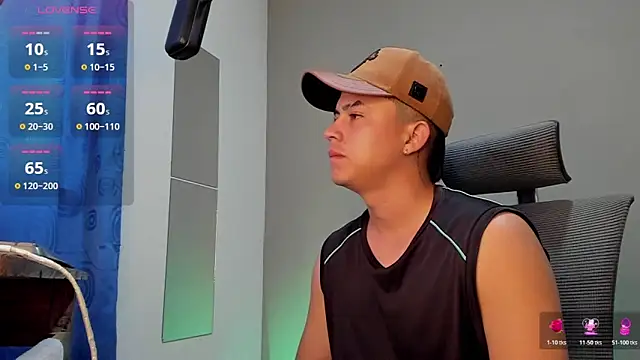 Snapshot of mattiwsmorris_ chatting on November 2025 03:55:01 PM mattiwsmorris online show from November 2025 03:55:01 PM