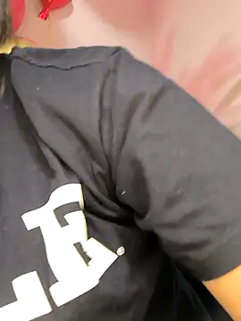 Snapshot of Mrsvictoriaaa chatting on February 2025 02:35:02 PM Mrsvictoriaaa online show from February 2025 02:35:02 PM