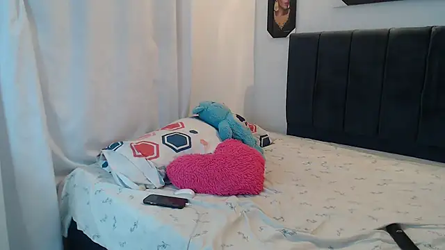 Snapshot of lunitadal chatting on October 2025 02:23:01 AM lunitadal online show from October 2025 02:23:01 AM