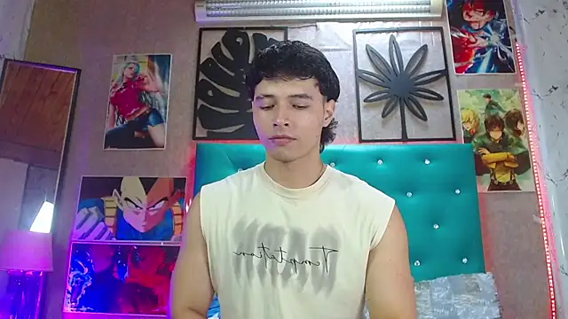 LiamAndrewzz online show from October 2025 05:35:02 PM