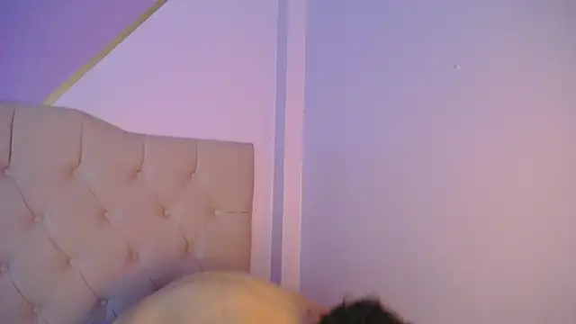 Damiian21  online show from March 2025 08:14:02 PM