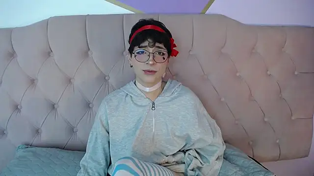Damiian21  online show from March 2025 01:51:01 PM