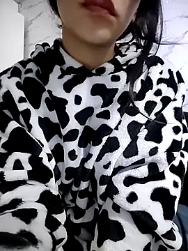 ElaRuil69 online show from October 2025 02:26:01 AM