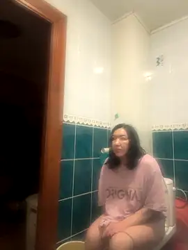 Snapshot of Naughtbaby_2025 chatting on October 2025 02:18:01 AM Naughtbaby 2025 online show from October 2025 02:18:01 AM