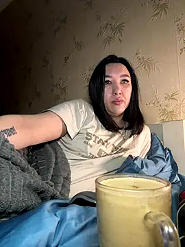 Snapshot of Naughtbaby_2025 chatting on November 2025 02:33:01 AM Naughtbaby 2025 online show from November 2025 02:33:01 AM