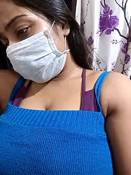 COZY ROZI online show from October 2025 05:33:02 PM