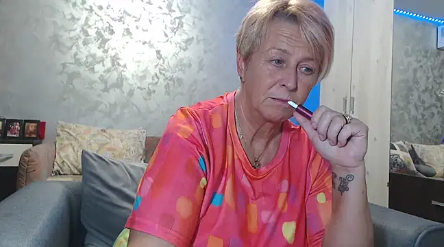 RosesandLillies online show from January 2025 07:10:01 PM