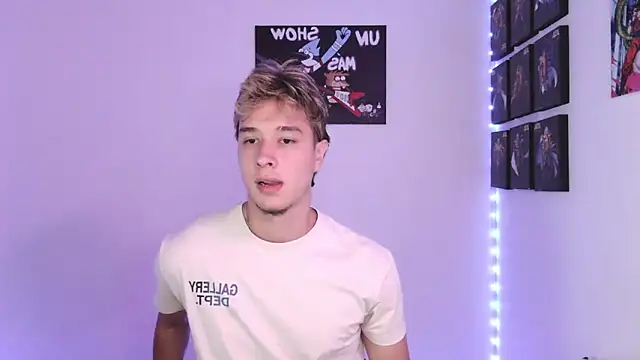 jack walker190 online show from September 2025 05:00:02 AM