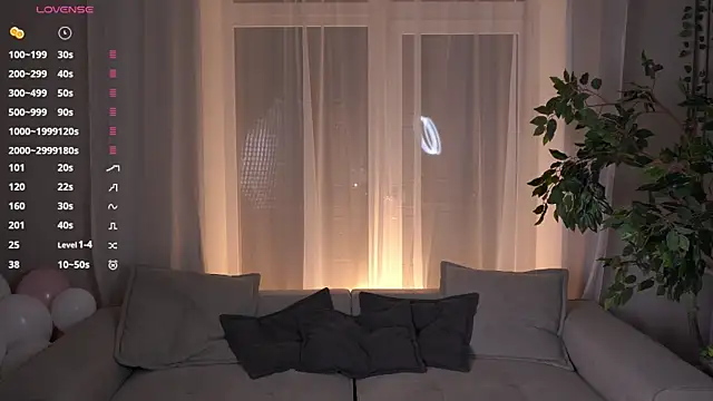 EsmaCatlett online show from March 2025 07:34:01 PM