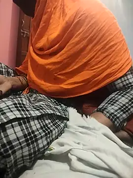 Snapshot of indian_couple4 chatting on November 2025 01:15:01 AM indian couple4 online show from November 2025 01:15:01 AM