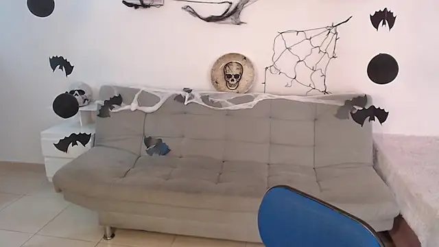 Snapshot of emily-777 chatting on October 2025 10:27:01 AM emily-777 online show from October 2025 10:27:01 AM