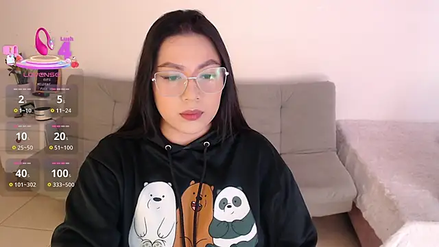 Snapshot of emily-777 chatting on November 2025 07:04:02 PM emily-777 online show from November 2025 07:04:02 PM