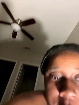 Snapshot of Deshay30 chatting on October 2025 12:39:02 AM Deshay30 online show from October 2025 12:39:02 AM