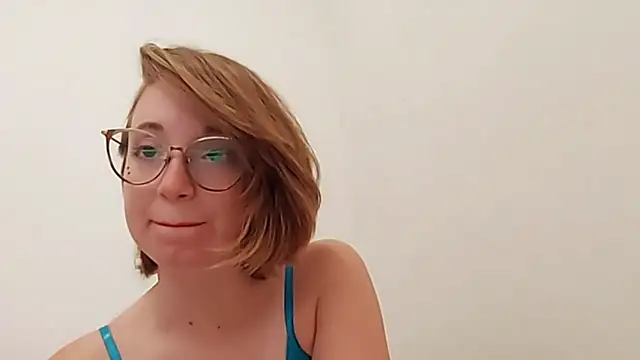 Snapshot of Elise_Nyx chatting on September 2025 02:38:01 PM Elise Nyx online show from September 2025 02:38:01 PM