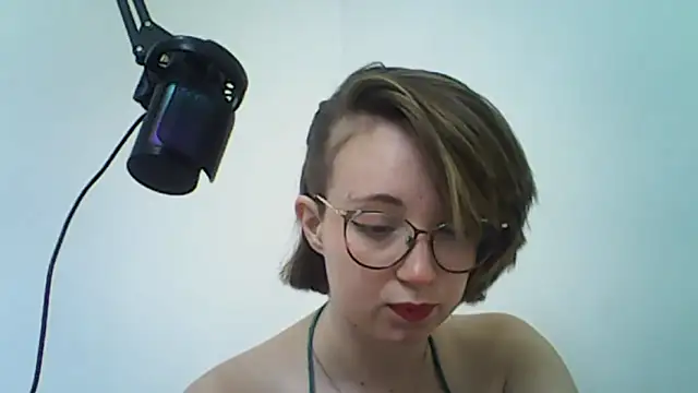 Snapshot of Elise_Nyx chatting on September 2025 12:16:02 PM Elise Nyx online show from September 2025 12:16:02 PM