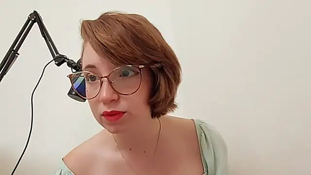 Snapshot of Elise_Nyx chatting on September 2025 12:18:02 PM Elise Nyx online show from September 2025 12:18:02 PM