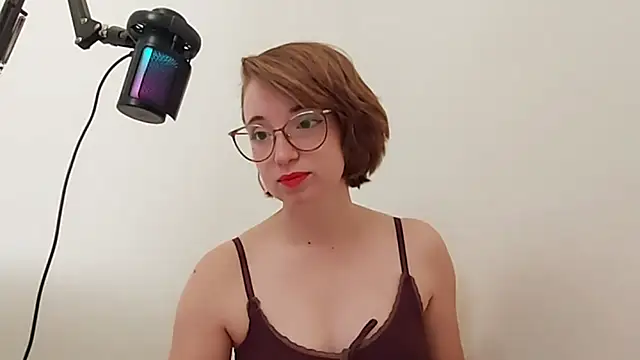 Snapshot of Elise_Nyx chatting on October 2025 01:19:01 PM Elise Nyx online show from October 2025 01:19:01 PM