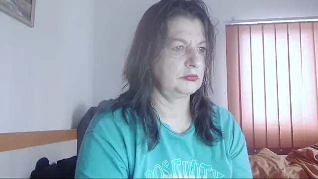 Snapshot of ExtasyMature chatting on October 2025 06:11:02 AM ExtasyMature online show from October 2025 06:11:02 AM