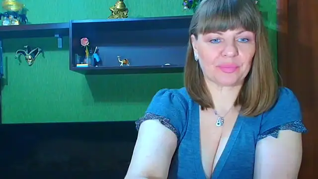 VeronikawGold online show from November 2025 04:29:02 PM