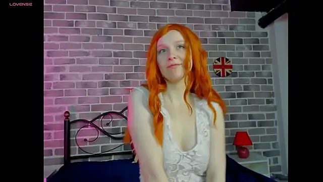 Snapshot of KristinMoore chatting on March 2025 09:24:02 AM KristinMoore online show from March 2025 09:24:02 AM