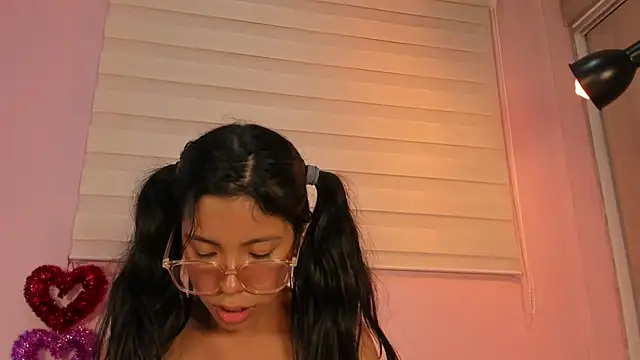 emily sweett24 online show from March 2025 09:45:01 PM