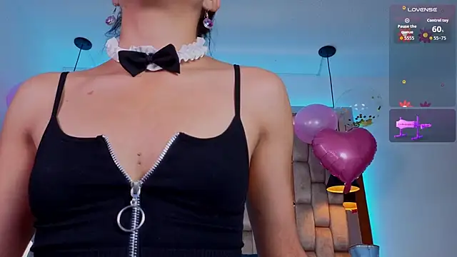 Snapshot of Mandysexycute chatting on November 2025 07:23:02 PM Mandysexycute online show from November 2025 07:23:02 PM