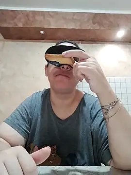 Dolcecurvy online show from October 2025 07:16:01 AM