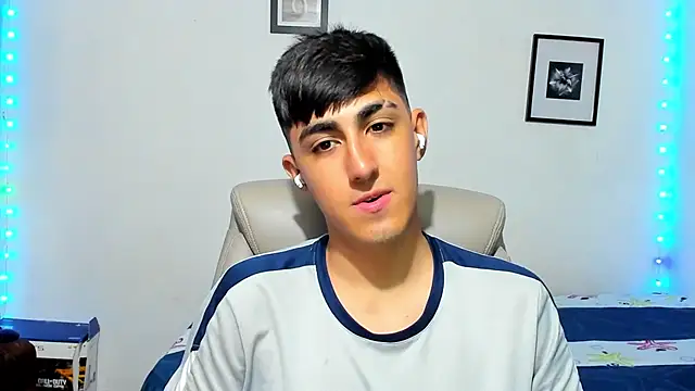 Snapshot of babymaik chatting on November 2025 05:18:01 AM babymaik online show from November 2025 05:18:01 AM