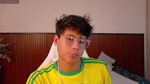 Raiden  Boy online show from February 2025 07:25:01 PM