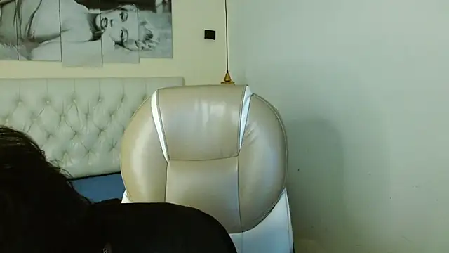 RyanKing19 online show from February 2025 04:53:01 PM