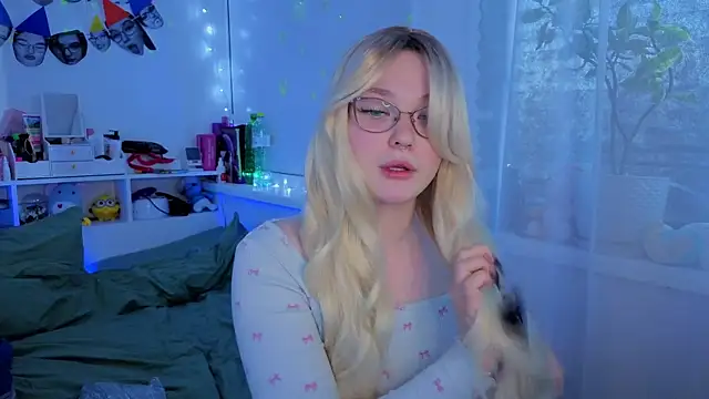 milliedoll online show from October 2025 09:42:02 AM