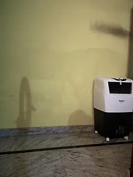 Snapshot of Mahi-Rahul chatting on September 2025 10:52:02 AM Mahi-Rahul online show from September 2025 10:52:02 AM