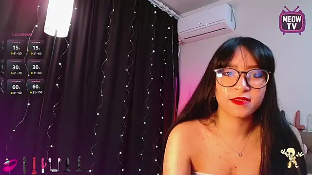 Snapshot of miyakimi0101 chatting on November 2025 01:05:01 AM miyakimi0101 online show from November 2025 01:05:01 AM