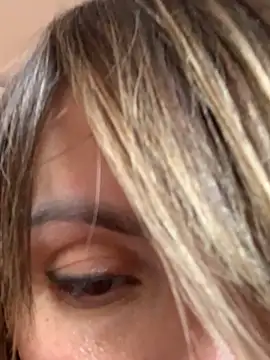 Ella Pearlie online show from February 2025 02:33:01 PM
