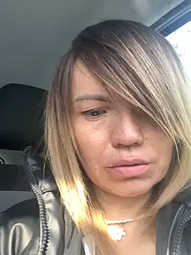 Ella Pearlie online show from February 2025 10:36:02 AM