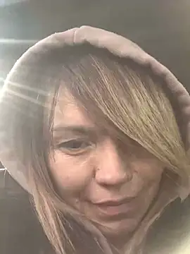 Ella Pearlie online show from February 2025 07:23:02 AM
