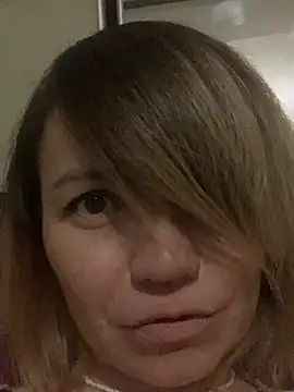 Ella Pearlie online show from February 2025 04:42:02 PM