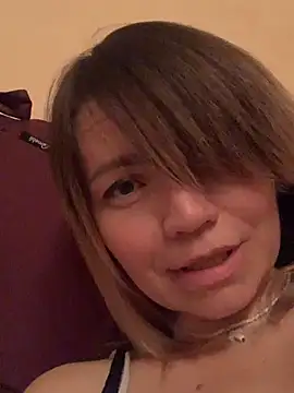 Ella Pearlie online show from March 2025 04:13:02 PM