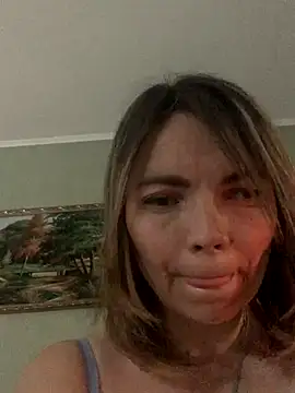 Ella Pearlie online show from September 2025 02:40:01 PM