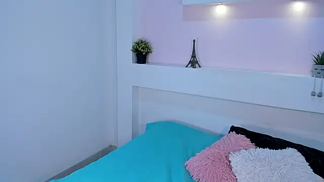 JasmineBella0 online show from October 2025 07:47:01 PM