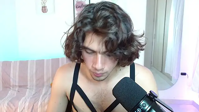 SebasxxL1 online show from February 2025 07:38:02 PM