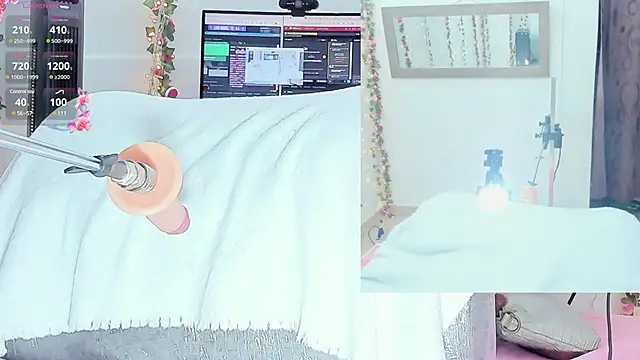 Snapshot of Genesis_Love__ chatting on March 2025 03:56:01 PM Genesis Love online show from March 2025 03:56:01 PM