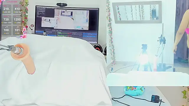 Snapshot of Genesis_Love__ chatting on March 2025 09:35:02 AM Genesis Love online show from March 2025 09:35:02 AM