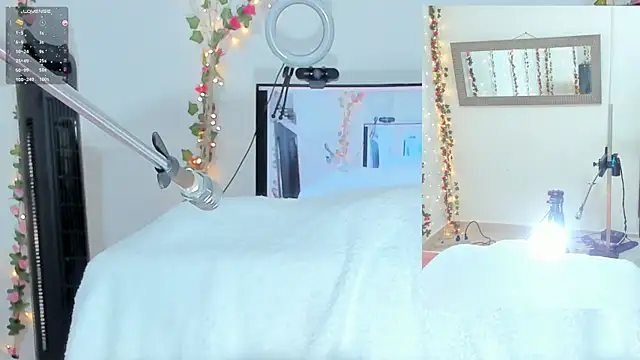 Snapshot of Genesis_Love__ chatting on September 2025 06:04:02 AM Genesis Love online show from September 2025 06:04:02 AM