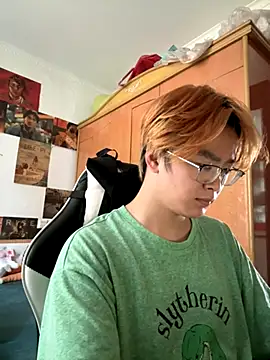 Snapshot of Anson0722 chatting on October 2025 09:27:01 AM Anson0722 online show from October 2025 09:27:01 AM