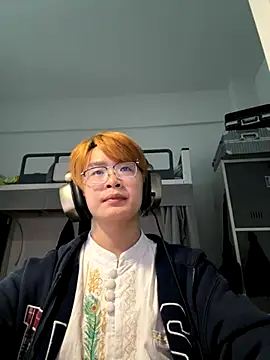 Snapshot of Anson0722 chatting on October 2025 08:02:02 AM Anson0722 online show from October 2025 08:02:02 AM