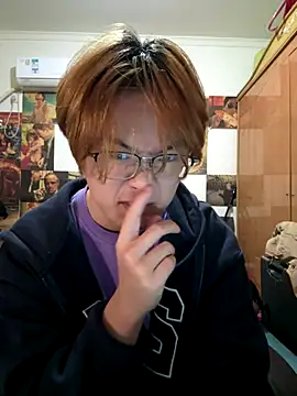 Snapshot of Anson0722 chatting on October 2025 12:17:02 PM Anson0722 online show from October 2025 12:17:02 PM